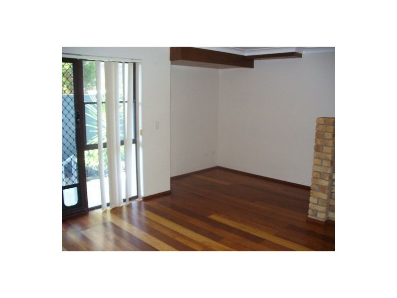 2-2/5 Aquila Court, Mermaid Waters QLD 4218