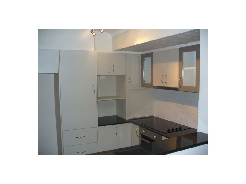 2-2/5 Aquila Court, Mermaid Waters QLD 4218