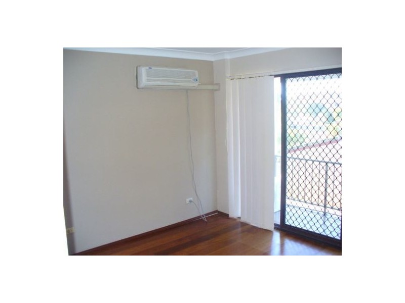 2-2/5 Aquila Court, Mermaid Waters QLD 4218