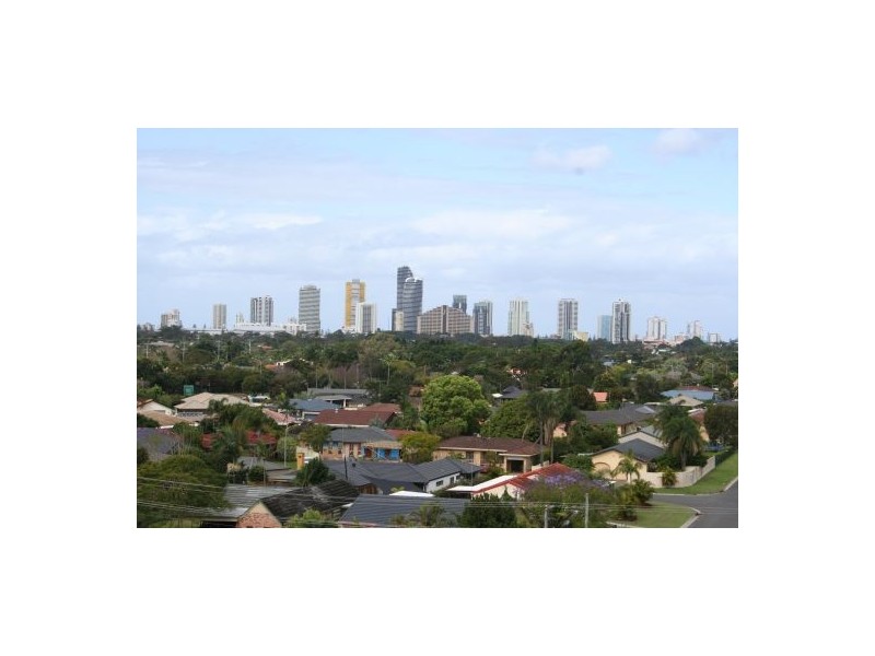 Broadbeach Waters QLD 4218