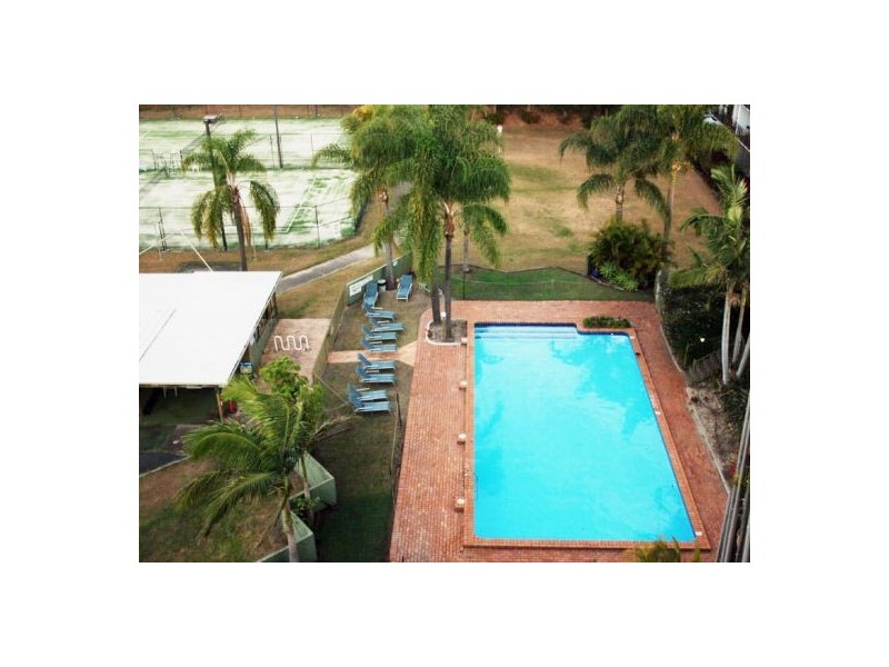 Broadbeach Waters QLD 4218
