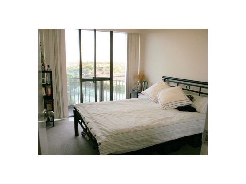 Broadbeach Waters QLD 4218