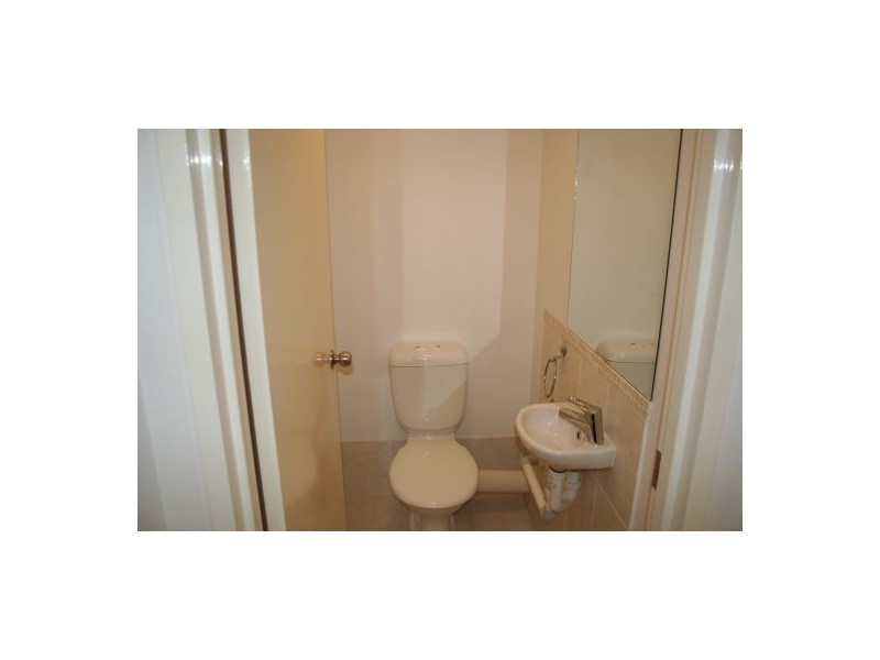 Broadbeach Waters QLD 4218