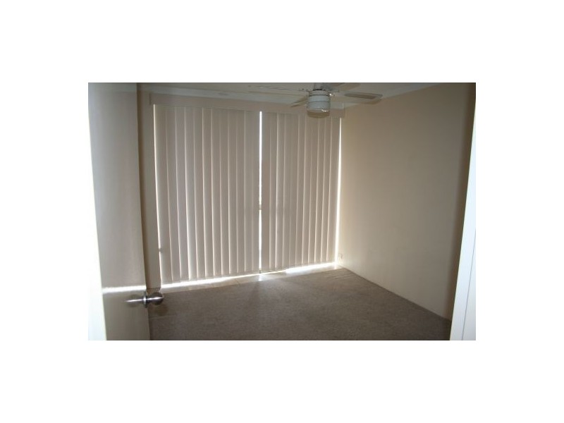 Broadbeach Waters QLD 4218