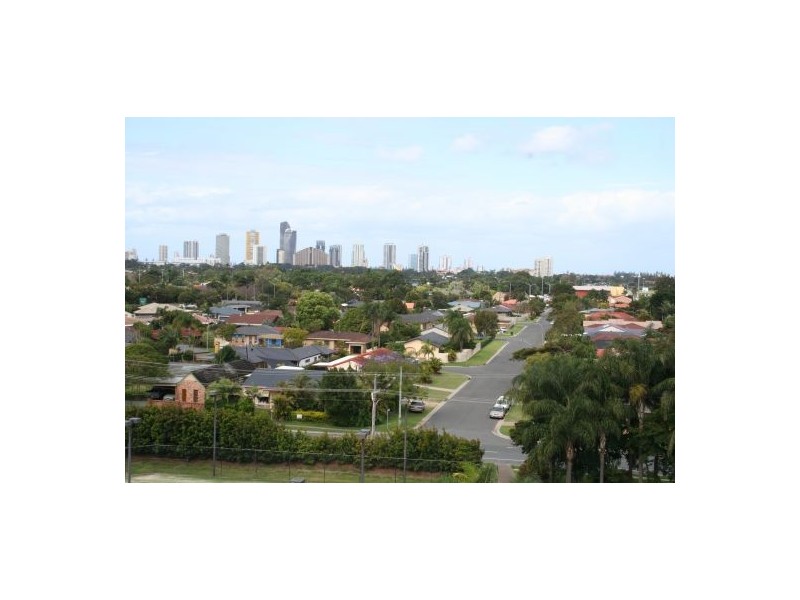 Broadbeach Waters QLD 4218