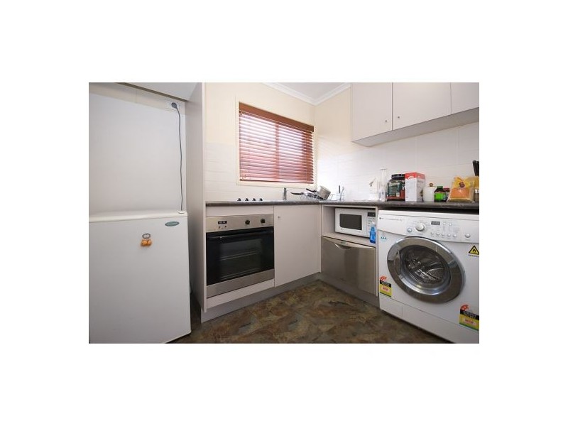 1/23 DARRAMBAL STREET, Chevron Island QLD 4217