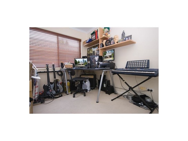 1/23 DARRAMBAL STREET, Chevron Island QLD 4217