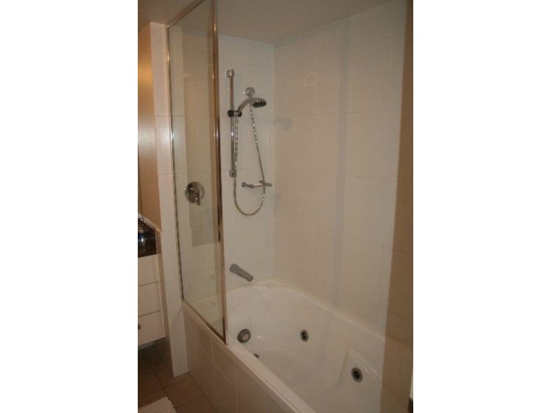 Broadbeach QLD 4218