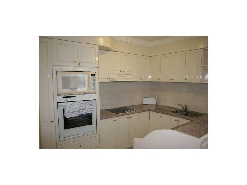 Broadbeach QLD 4218
