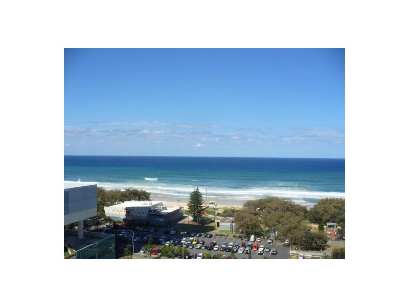 9/8 Charles Avenue, Broadbeach QLD 4218
