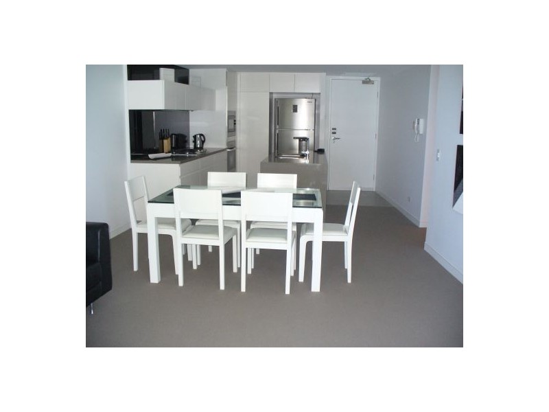 1 Charles Avenue, Broadbeach QLD 4218