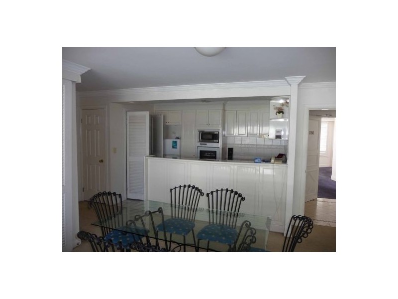 1908/90 Surf Parade, Broadbeach QLD 4218