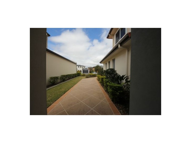 39  Royal Links Drive, Robina QLD 4226
