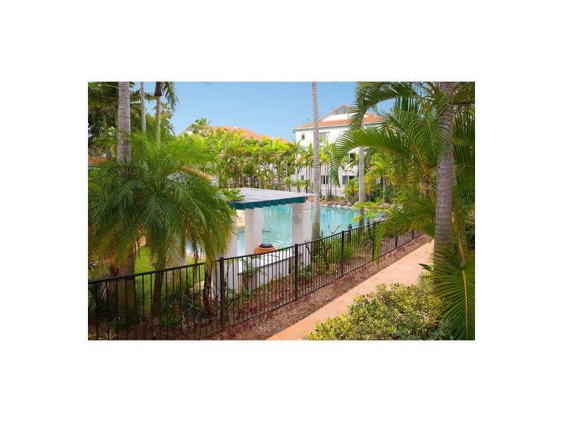 10/7 Redondo Avenue, Miami QLD 4220