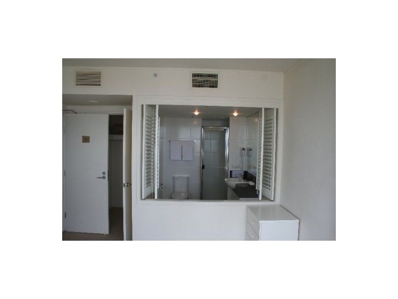 17/2685 Gold Coast Highway, Broadbeach QLD 4218