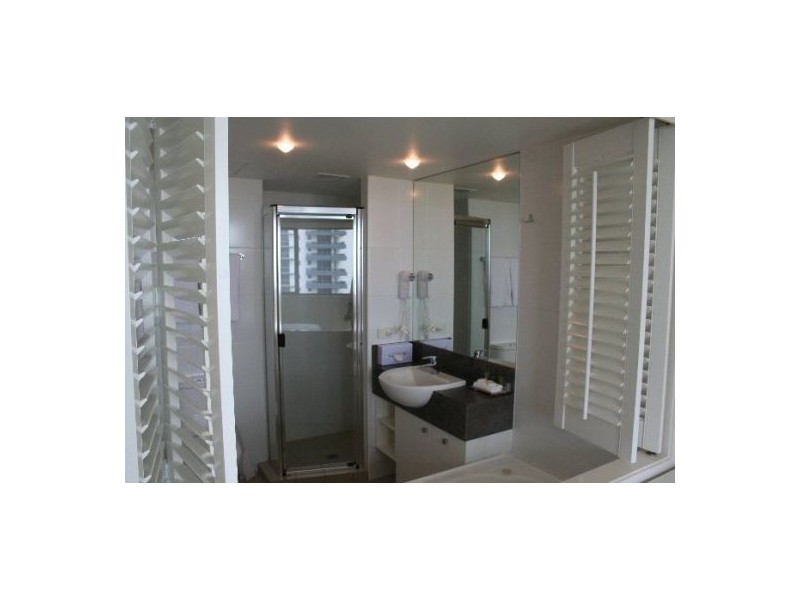 17/2685 Gold Coast Highway, Broadbeach QLD 4218