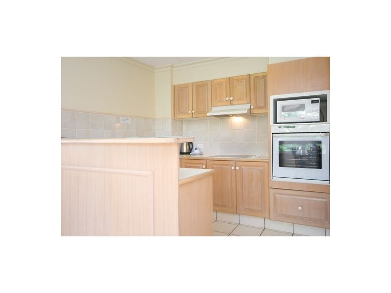 122 Old Burleigh Road, Broadbeach QLD 4218