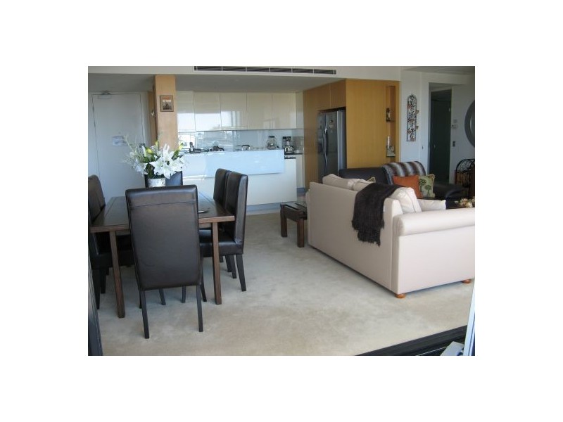 702/4 albert ave, Broadbeach QLD 4218