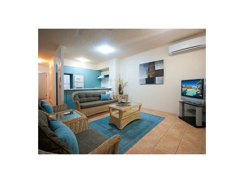 11/127 Alexander Avenue, Broadbeach QLD 4218