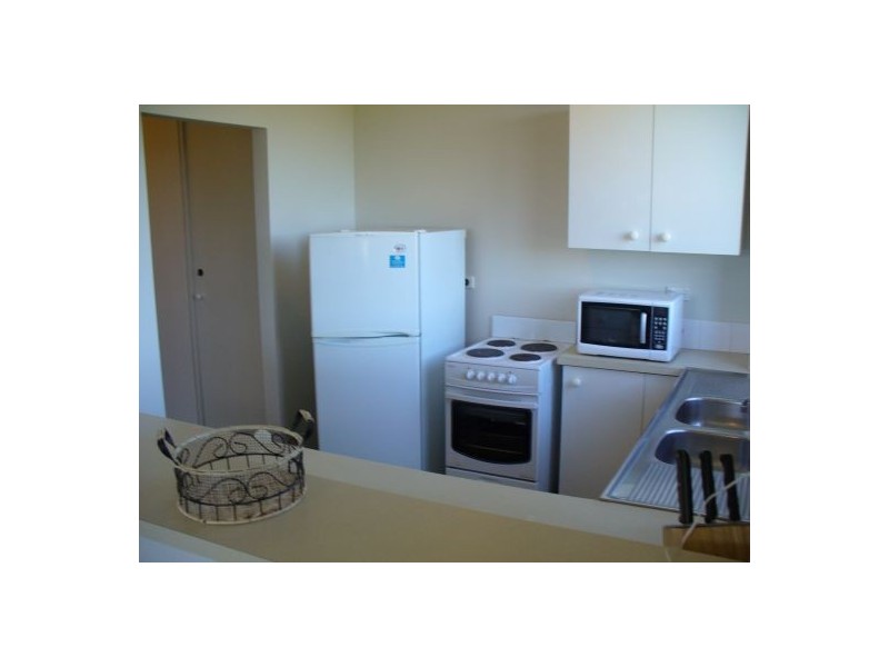 Clear Island Waters QLD 4226