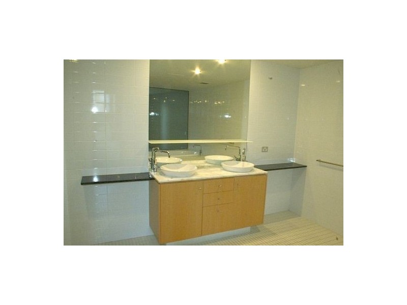 Broadbeach QLD 4218
