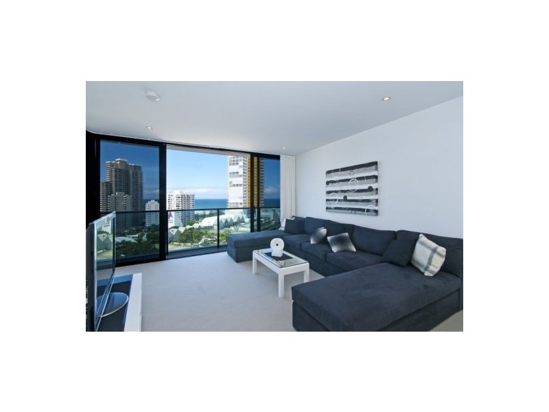 21/10 Charles Avenue, Broadbeach QLD 4218