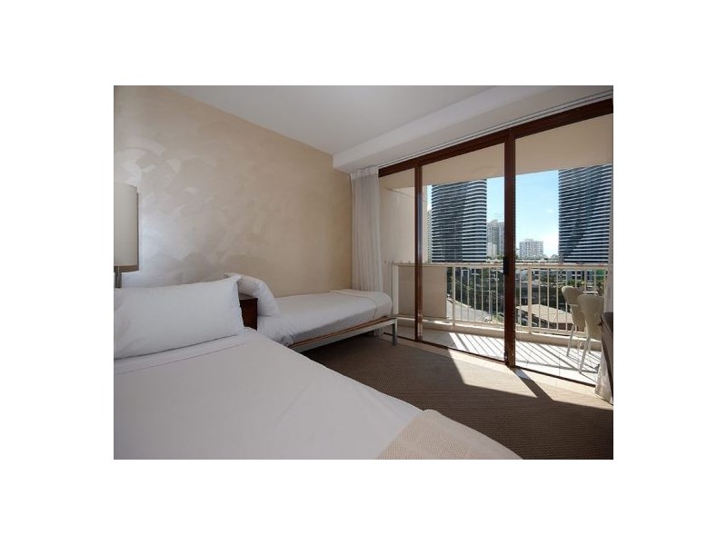 811/42 Surf Parade, Broadbeach QLD 4218