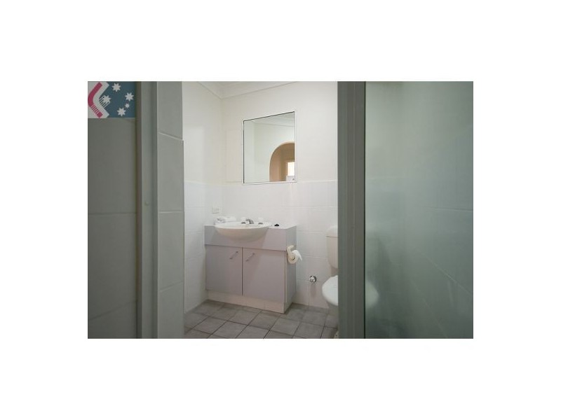 138/42 Beach Parade, Broadbeach QLD 4218