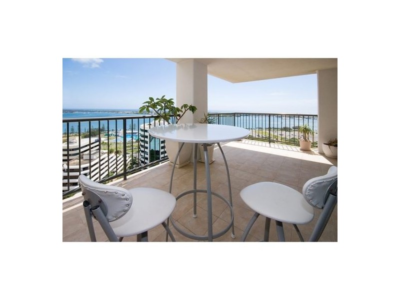 15 Nexus Towers Scarborough Street, Southport QLD 4215