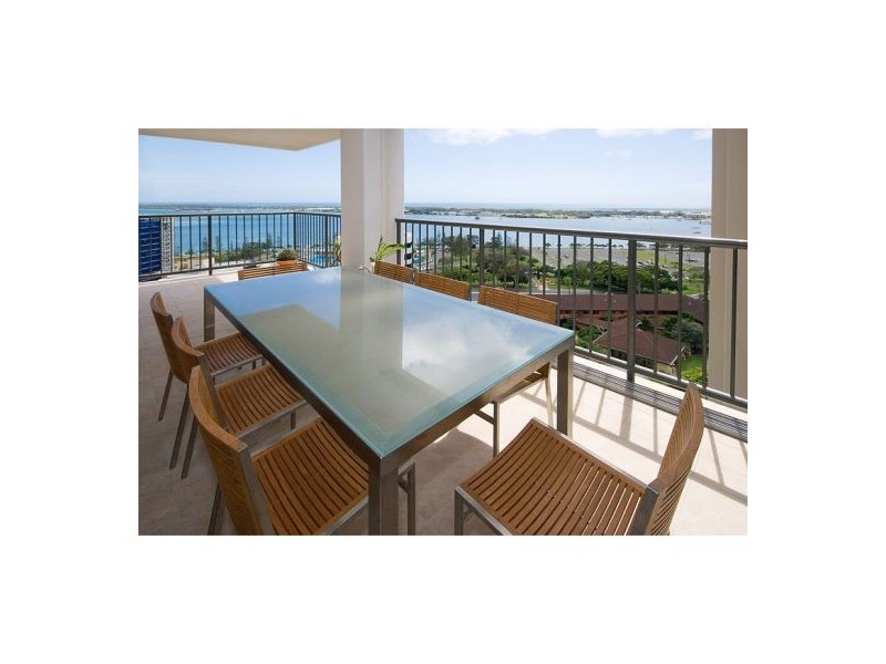 15 Nexus Towers Scarborough Street, Southport QLD 4215