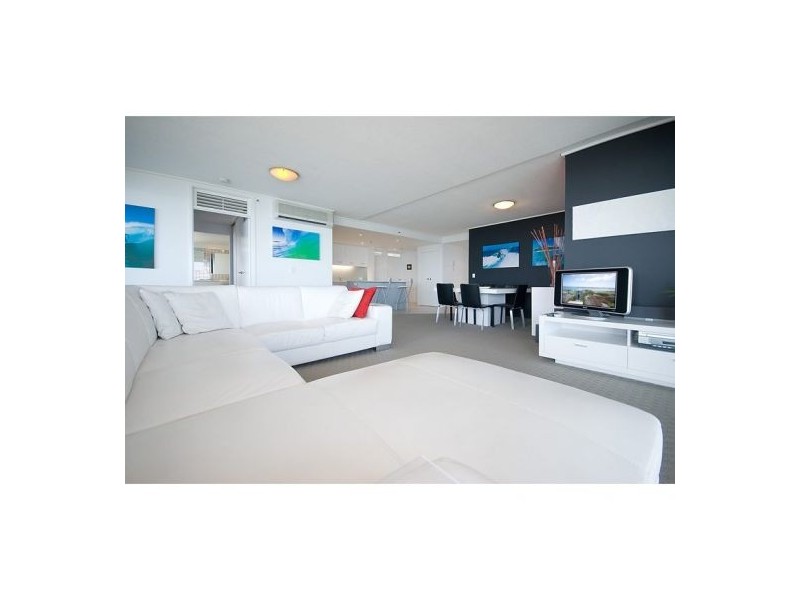 15 Nexus Towers Scarborough Street, Southport QLD 4215