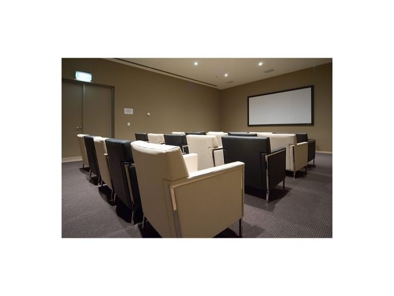 15 Nexus Towers Scarborough Street, Southport QLD 4215