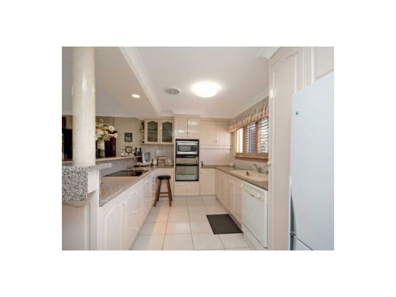 23 Hooker Boulevard, Broadbeach QLD 4218