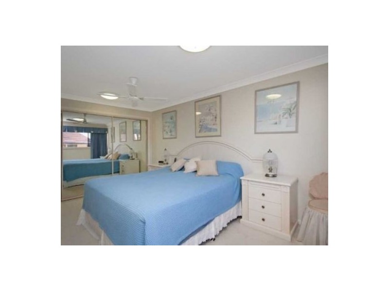 23 Hooker Boulevard, Broadbeach QLD 4218