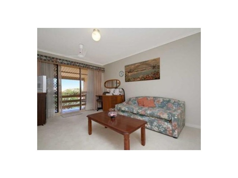 23 Hooker Boulevard, Broadbeach QLD 4218