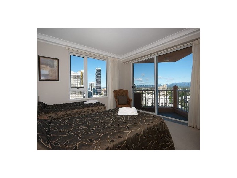 90/129 Surf Parade, Broadbeach QLD 4218