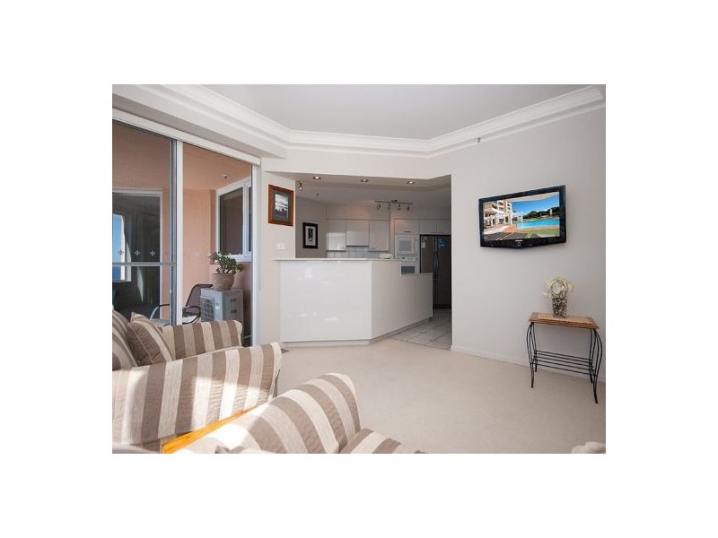 90/129 Surf Parade, Broadbeach QLD 4218