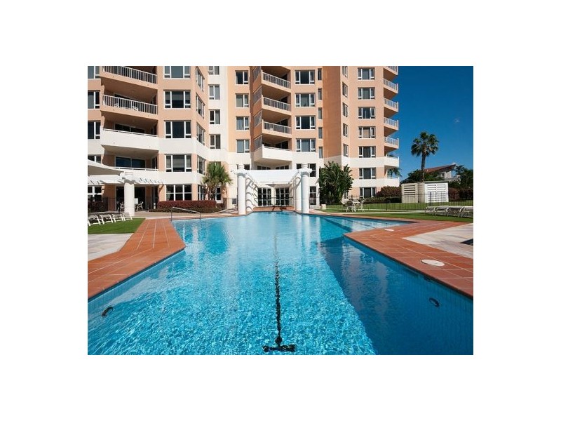 90/129 Surf Parade, Broadbeach QLD 4218