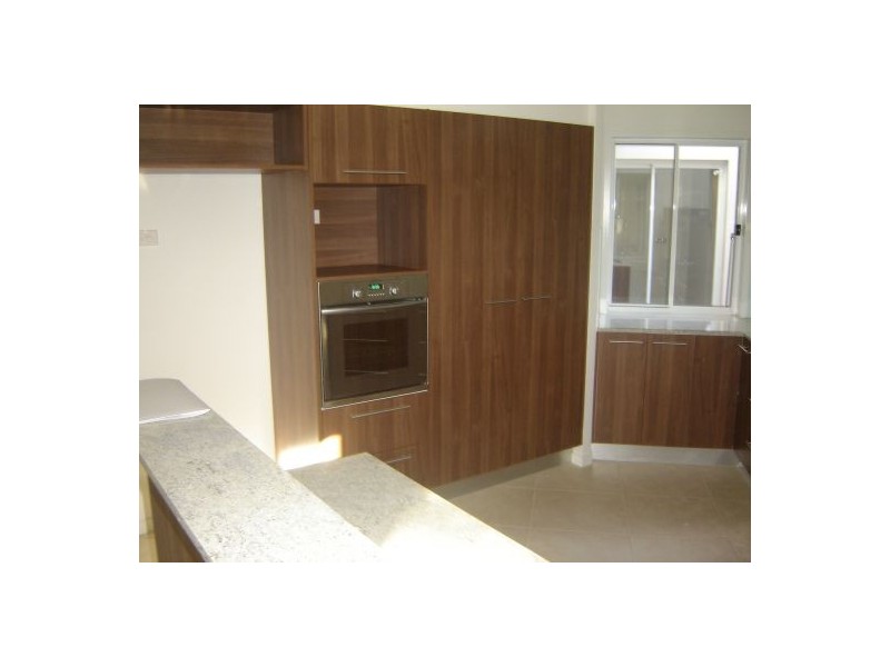 39- Royal links Drive, Robina QLD 4226