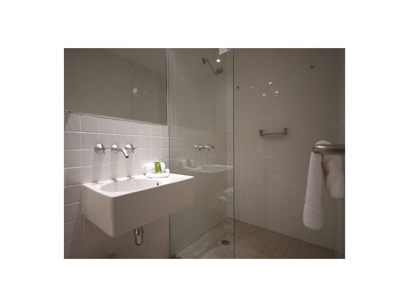 2205 159 Old Burleigh Road, Broadbeach QLD 4218