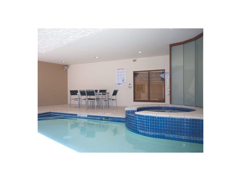 808/42 Surf Parade, Broadbeach QLD 4218