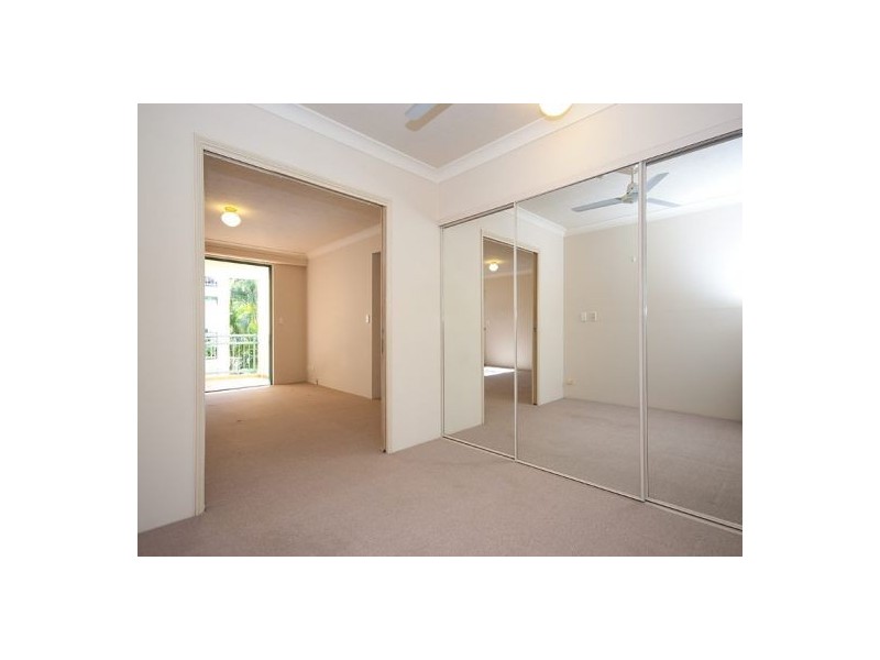 Broadbeach QLD 4218