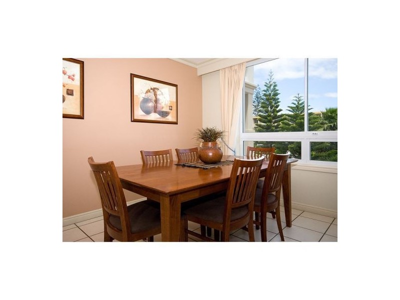 Broadbeach QLD 4218