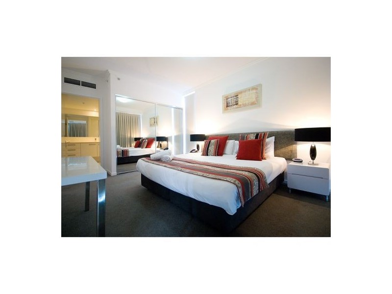 114/25 Surf Parade, Broadbeach QLD 4218