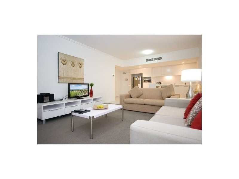 114/25 Surf Parade, Broadbeach QLD 4218