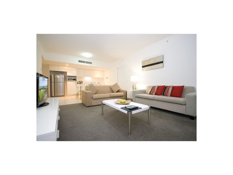 114/25 Surf Parade, Broadbeach QLD 4218
