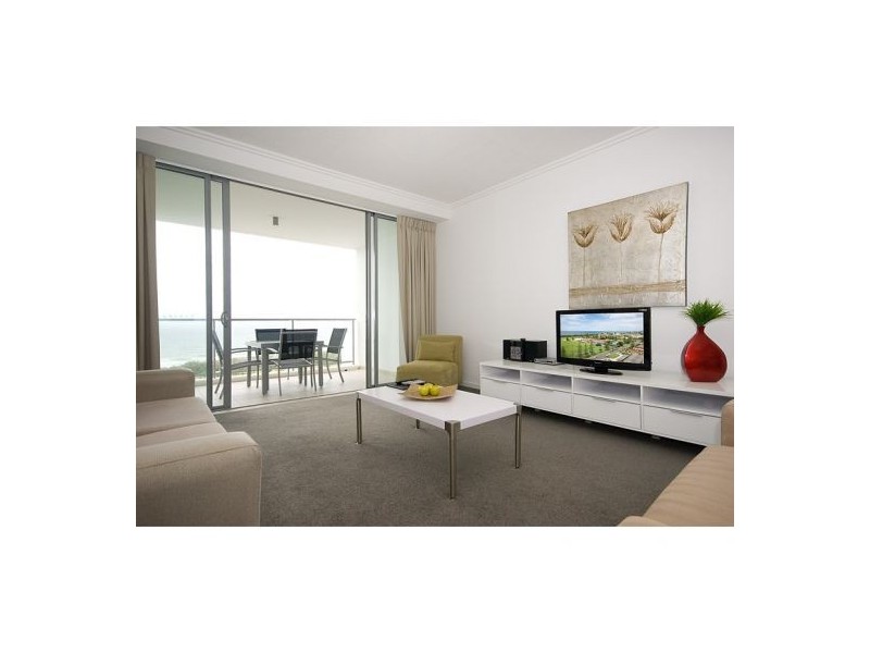 114/25 Surf Parade, Broadbeach QLD 4218