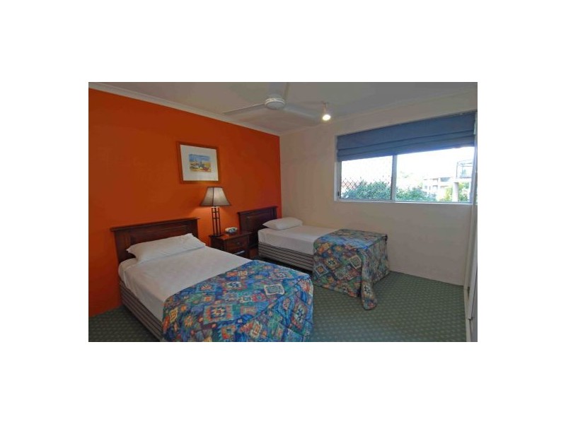 144/10 Alexandra Avenue, Broadbeach QLD 4218