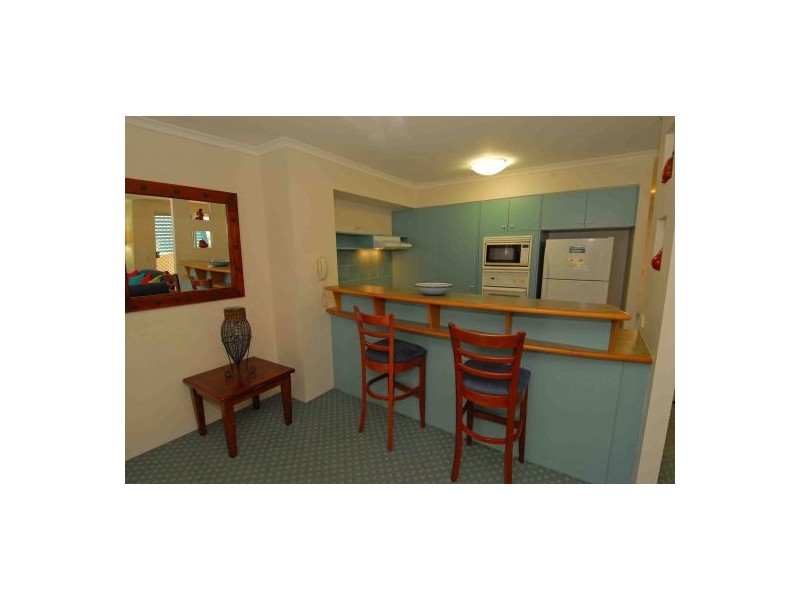 144/10 Alexandra Avenue, Broadbeach QLD 4218