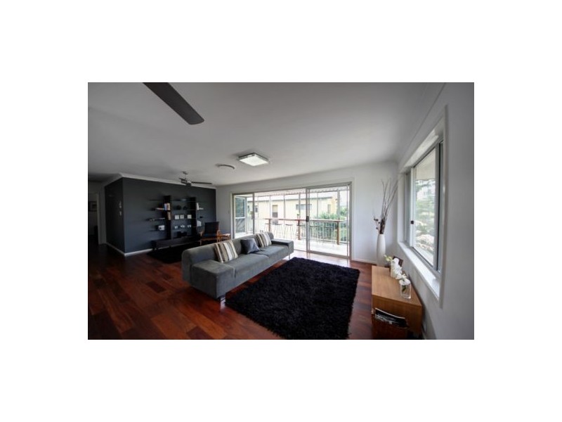 3/7 margaret avenue, Broadbeach QLD 4218